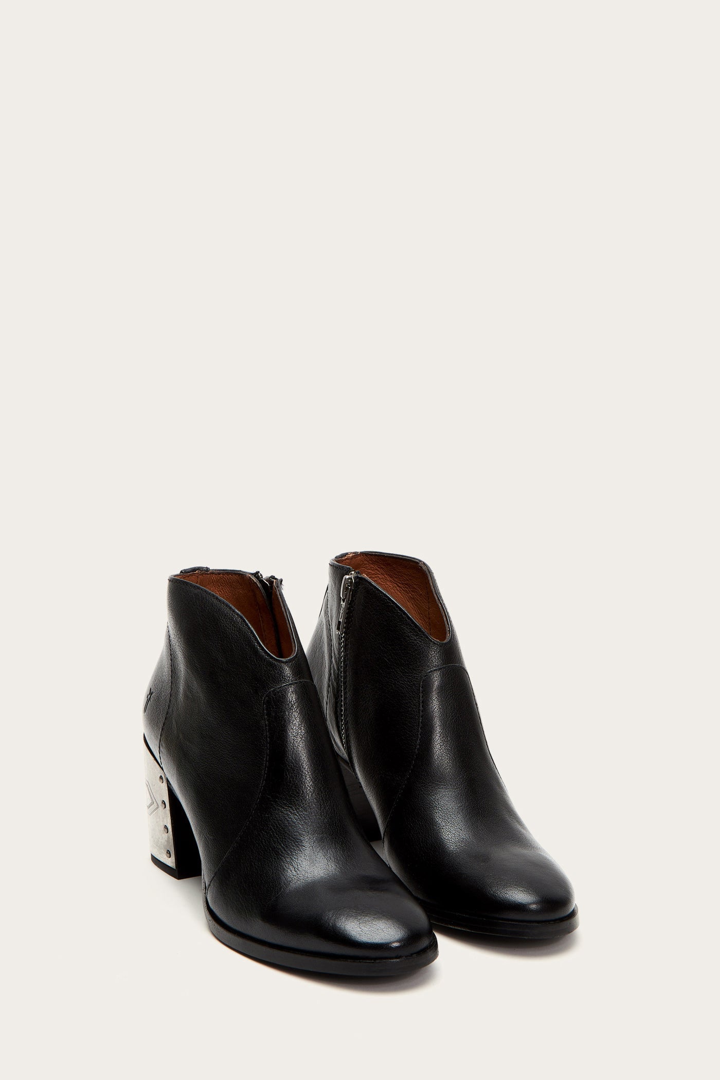 Nora Omaha Short - Pre-Loved - Image 2