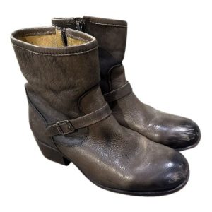 Short boots - Pre-Loved