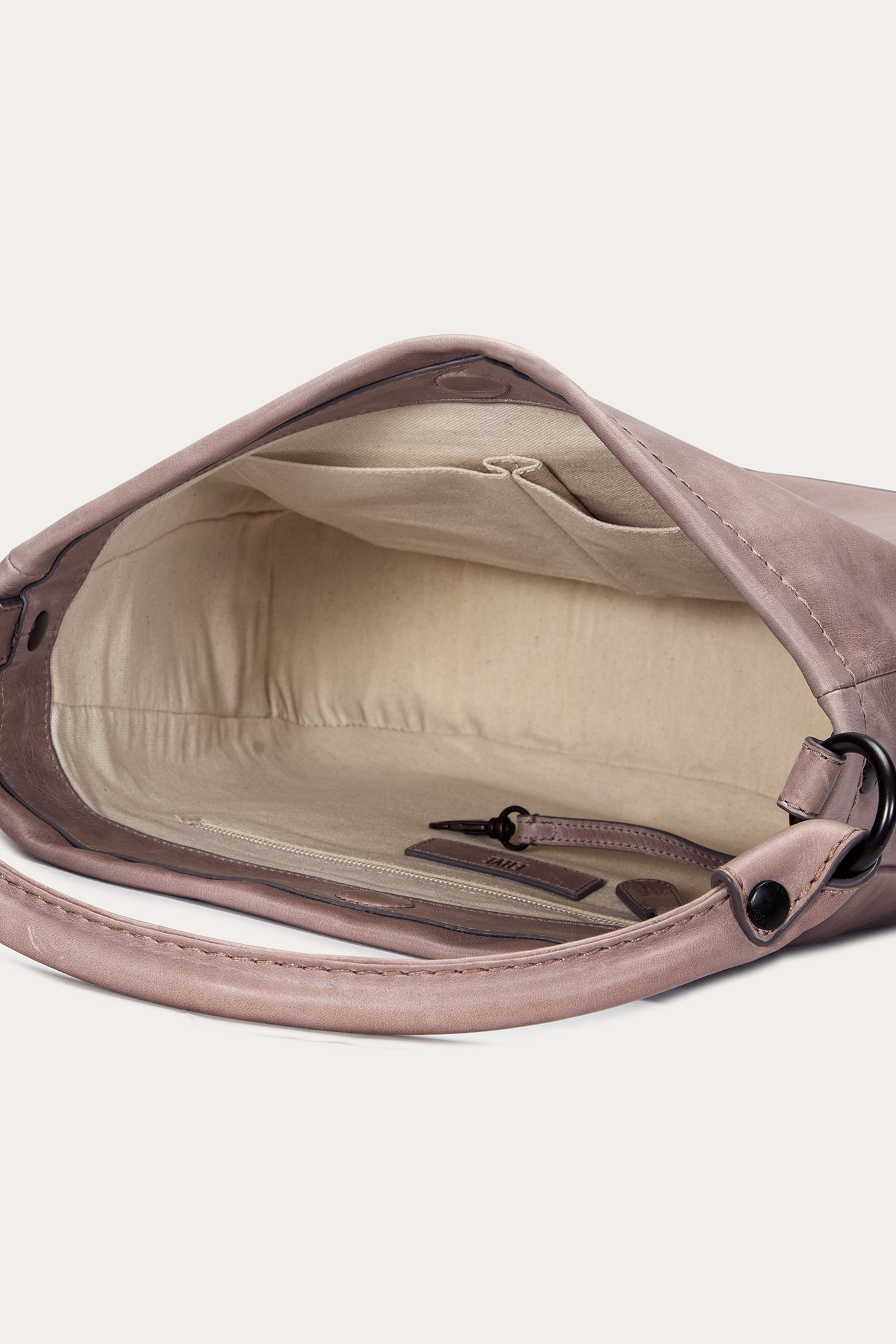 Melissa Hobo - Image 9