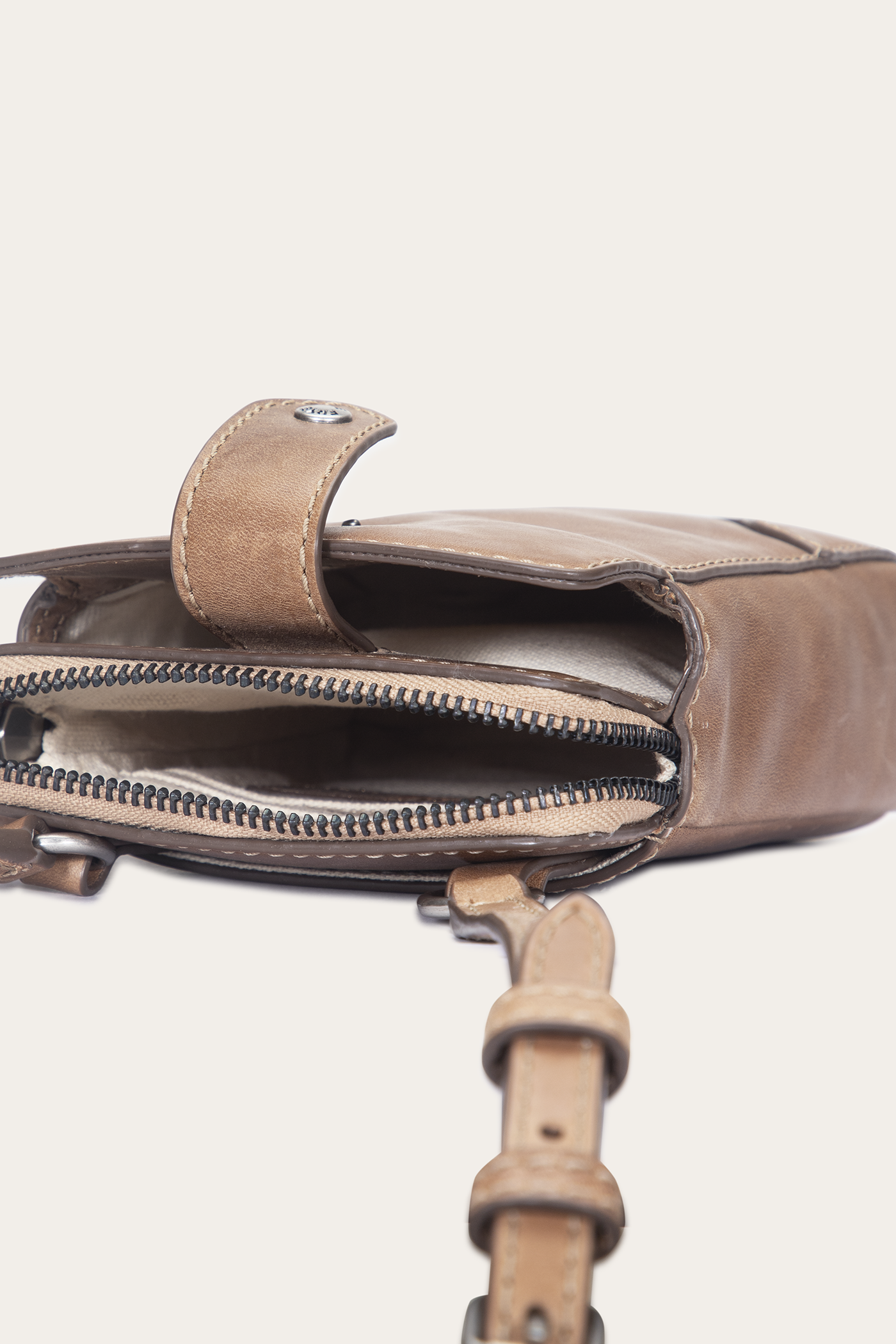 Melissa Phone Crossbody - Image 6
