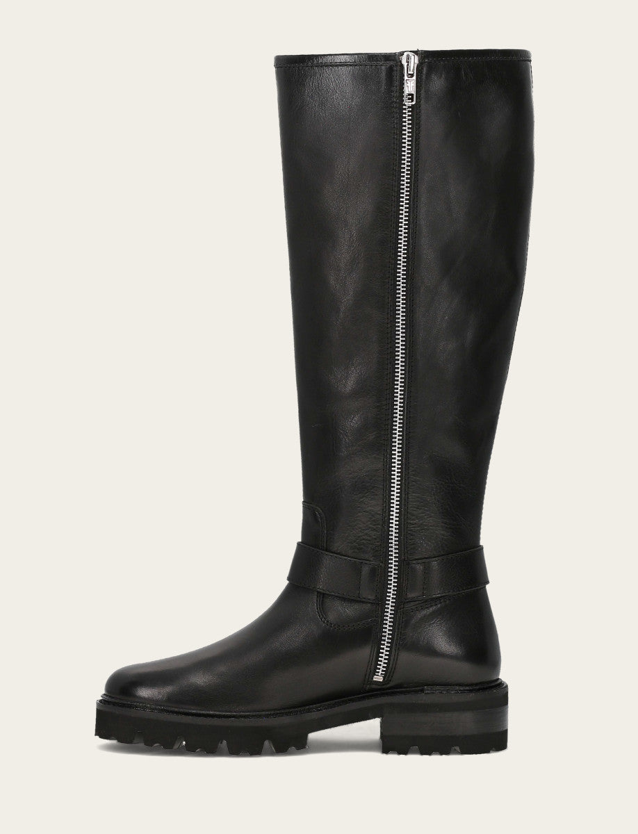 Olivia Buckle Tall - Pre-Loved - Image 3
